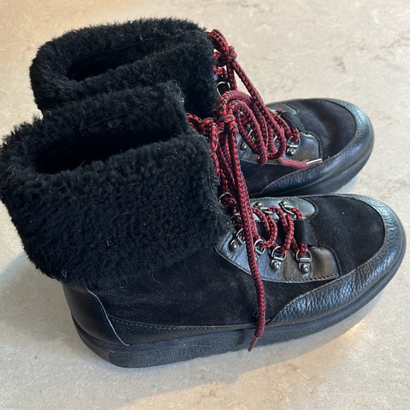 EUC Coach winter boots - Picture 2 of 7